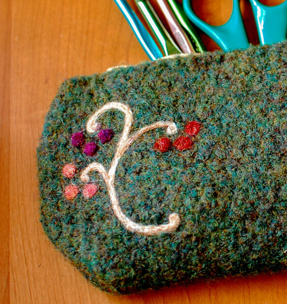 Ravelry: Cascading Tote and Crochet Hook Case Set - patterns