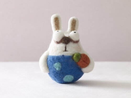 Woolbuddies: 20 Irresistibly Simple Needle Felting Projects a book by  Jackie Huang